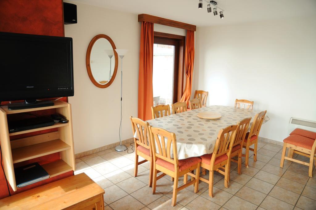 Rotonde Villa Somme-Leuze Ruang foto