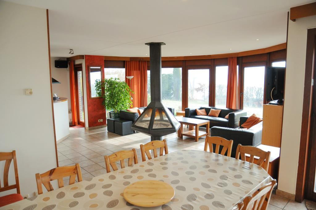 Rotonde Villa Somme-Leuze Ruang foto